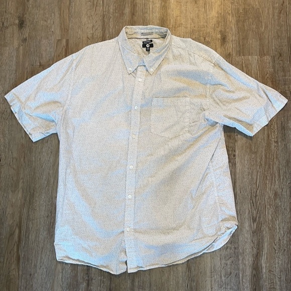 A&I POLKA DOT SHORT SLEEVE BUTTON DOWN (XXL) - Picture 1 of 7